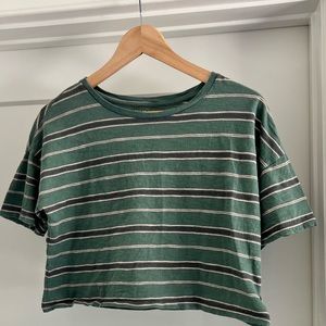 American eagle cropped boyfriend tee